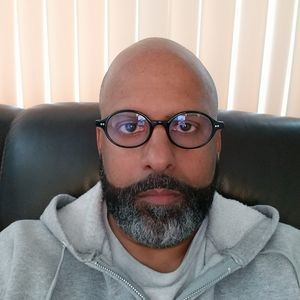 Meet your Posher, Clarence